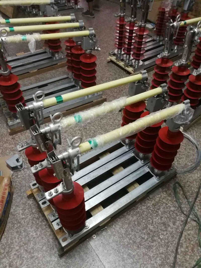 六氟化硫断路器：揭秘其高效性能与应用优势